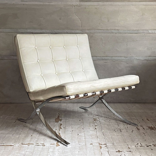 バルセロナチェア Barcelona Chair 1シーター レザー ホワイト リプロダクト品 1シーターソファ ミース・ファン・デル・ローエ モダンデザイン ♪