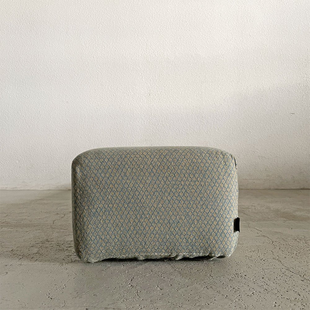 アクタス ACTUS キューブスツール CUBES STOOL クッションベンチ ベンチソファ W150cm ファブリック グリーン系 カバーリング 参考価格￥37,800- 廃番 A 〓