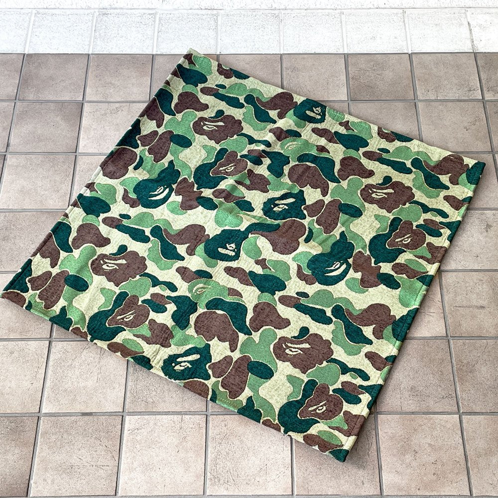 アベイシングエイプ A BATHING APE ラグ ABC CAMO RUG 100×100 カモ柄 ポリエステル ストリート 美品 ◇