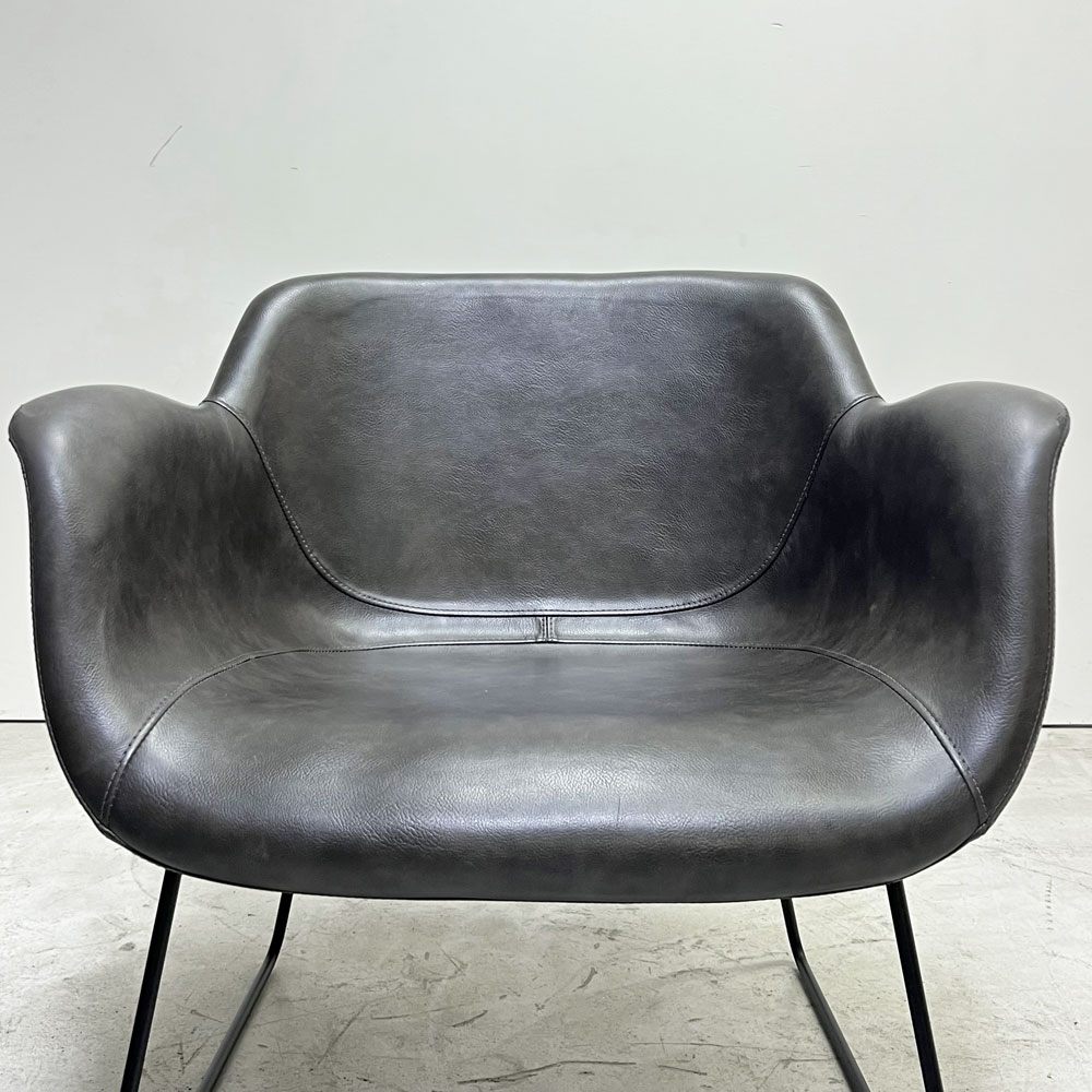 アデペシュ adepeche パニッシュ シェルチェア PUNISH shell chair アームチェア  PUレザー 合皮 スチール インダストリアル ●
