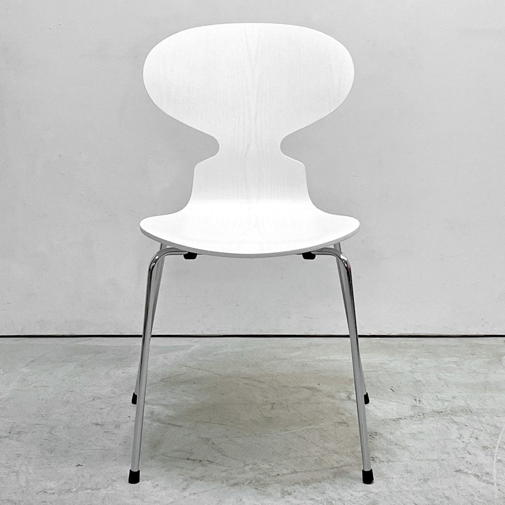 フリッツハンセン Fritz Hansen アントチェア 4本脚 カラード アッシュ ホワイト アルネ・ヤコブセン 北欧家具 ●