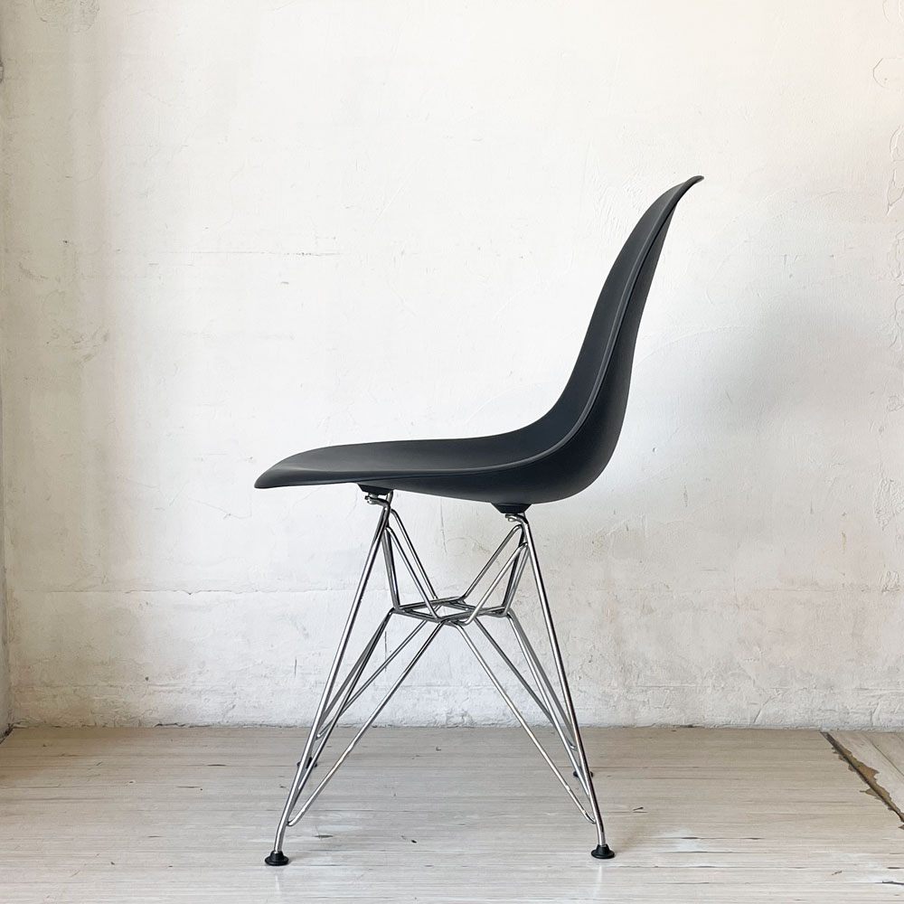 ハーマンミラー Herman Miller サイドシェルチェア ポリプロピレン製 ブラック エッフェルベース C&R イームズ ミッドセンチュリー B ★