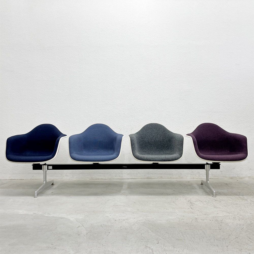 ハーマンミラー Herman Miller エアポートベンチ タンデムシート 4連ベース W223.5cm アームシェル用 C&R イームズ ビンテージ 〓