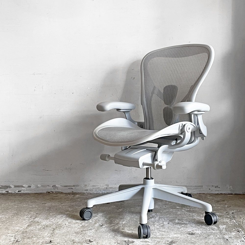 ハーマンミラー Herman Miller アーロンチェア リマスタード フル装備 Bサイズ ミネラル ポスチャーフィットSL デスクチェア オフィスチェア ビル・スタンフ ＆ ドン・チャドウィック ■