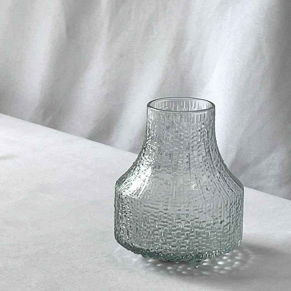 イッタラ iittala ウルティマツーレ Ultima thule ベース リサイクルエディション タピオ・ヴィルカラ Tapio Wirkkala フラワーベース 花瓶 ガラス H9.5cm フィンランド 北欧 定価22,000円 ◇