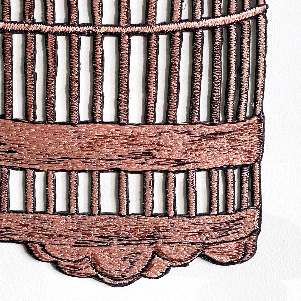 ママカロン ma.macaron 鳥籠 大 壁掛け ウォールアート 横振り刺繍 W22.5cm H42cm 刺繍作家 現代作家 ■