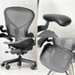 ハーマンミラー Herman Miller アーロンチェア デスクチェア リマスタード ライト Bサイズ グラファイトベース ビル・スタンフ ＆ ドン・チャドウィック ポスチャーフィット ★