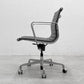 ハーマンミラー Herman Miller イームズアルミナムグループチェア マネージメントチェア アルミバフベース ガス圧昇降仕様 5本脚 キャスタータイプ 本革 イームズ 〓