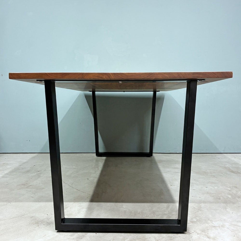 高野木工 グラム GRAM ダイニングテーブル ウォールナット材 180×90cm IDC大塚家具取扱い ナチュラルモダン 定価￥291,000- ◎