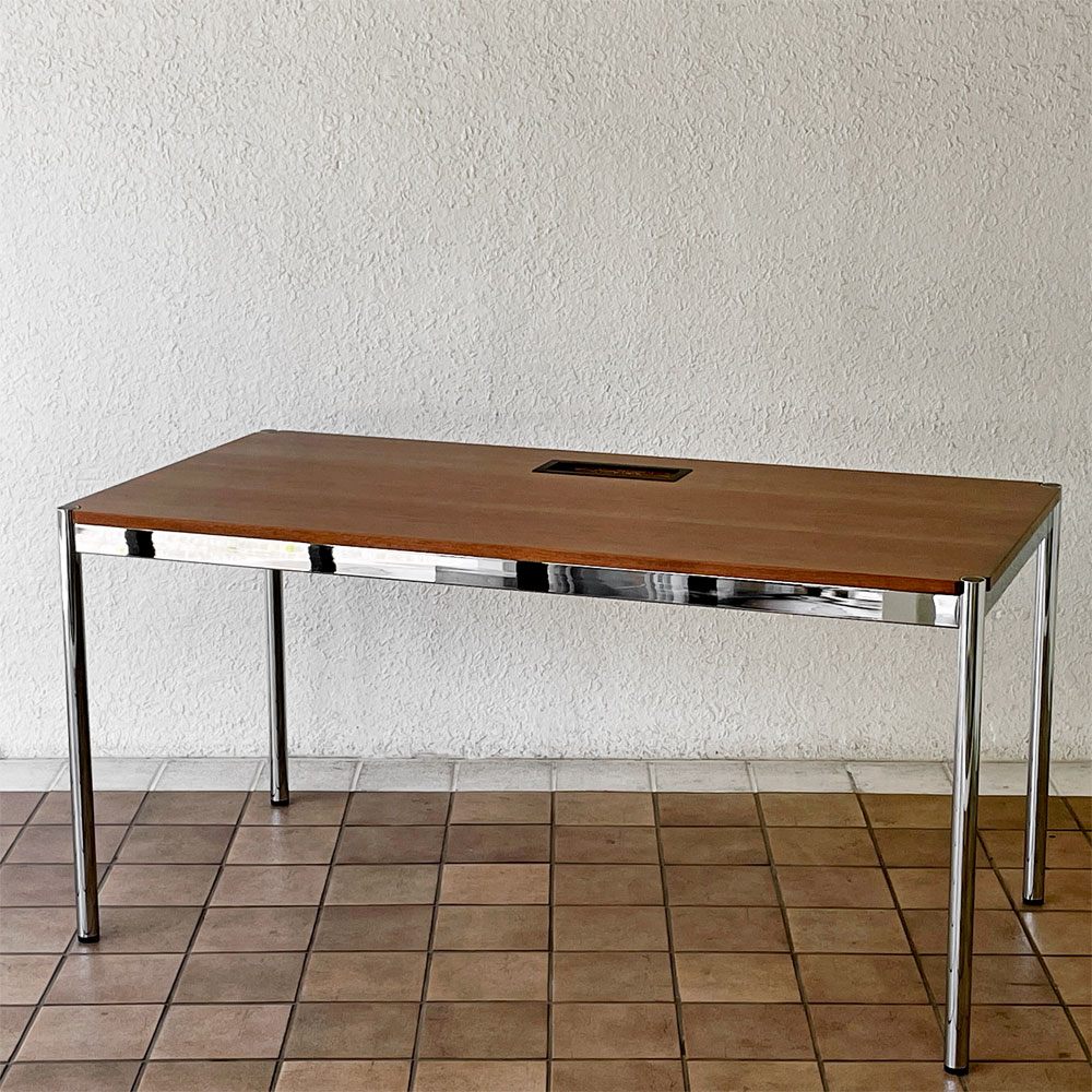 USMモジュラーファニチャー USM Haller USMハラーテーブル ワーキングデスク ウォールナット材 W150×D75×H74cm 配線孔 アジャスター ◇