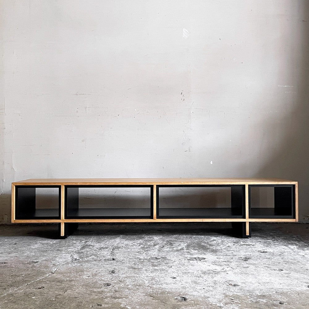 ランドスケーププロダクツ Landscape Products レイモンドキャビネットロー RAYMOND CABINET LOW AVボード 桐無垢材 W150cm 定価85,800- ■