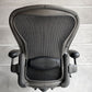 ハーマンミラー HermanMiller アーロンチェア ライト Bサイズ クラシックカーボンメッシュ ランバーサポート グラファイトベース アーム固定 ババナクッション新品 ♪