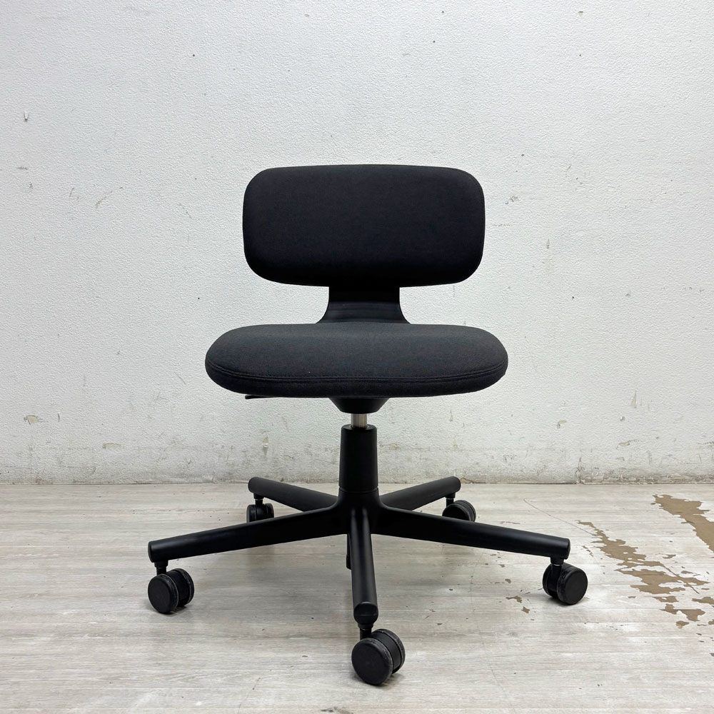 ヴィトラ vitra ルーキー Rookie デスクチェア キャスターチェア コンスタンチン・グルチッチ ブラック系 ファブリック 定価￥78,100- A ●
