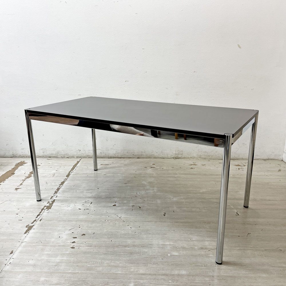 USMモジュラーファニチャー USM Haller USMハラーテーブル ワーキングデスク ダイニング グラファイトグレー リノリウム アジャスター 高さ調整機能付 スイス B ●