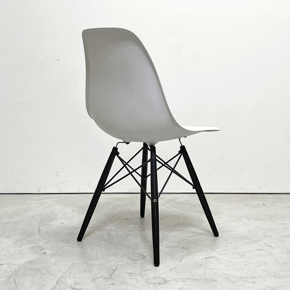 ハーマンミラー HermanMiller サイドシェルチェア ドゥエルレッグ DSW アルパイン × エボニー ポリプロピレン製 イームズ ミッドセンチュリー A ●