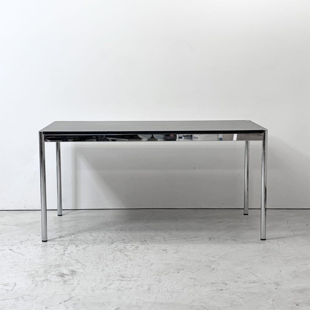 USMモジュラーファニチャー USM Haller USMハラーテーブル ワーキングデスク ダイニングテーブル オーク材 アジャスター付き ブラック W150×D75×H72cm ●