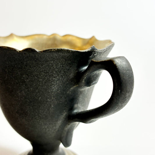 木下和美 黒釉輪花 デミタスカップ 金彩 黒釉 磁器 H7.5cm 現代作家 A ★