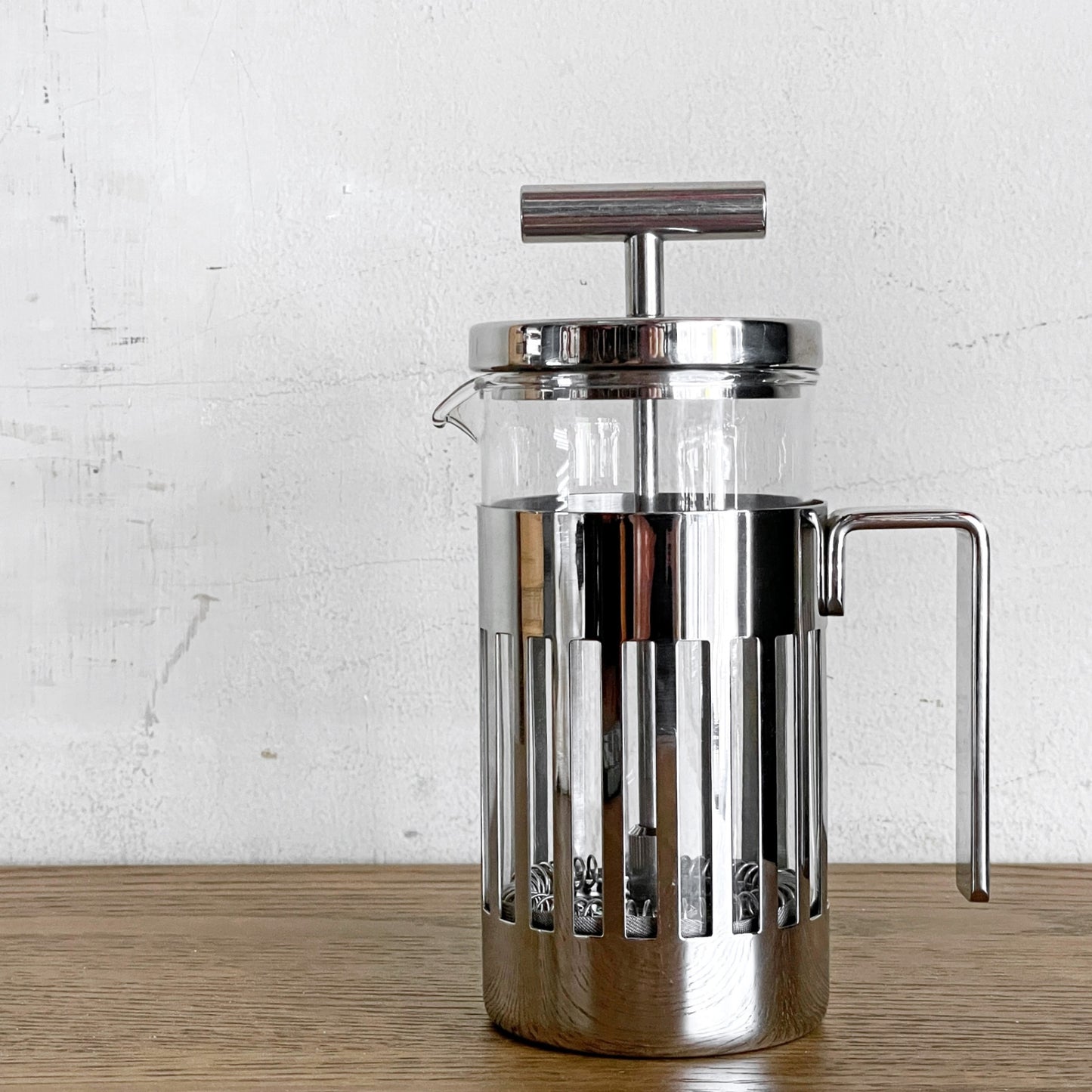 アレッシー ALESSI 9094 プレスフィルターコーヒーメーカー press filter coffee maker 3カップ用 コーヒーポット ティーポット ステンレス 耐熱ガラス アルド・ロッシ Aldo Rossi イタリアンモダン ■