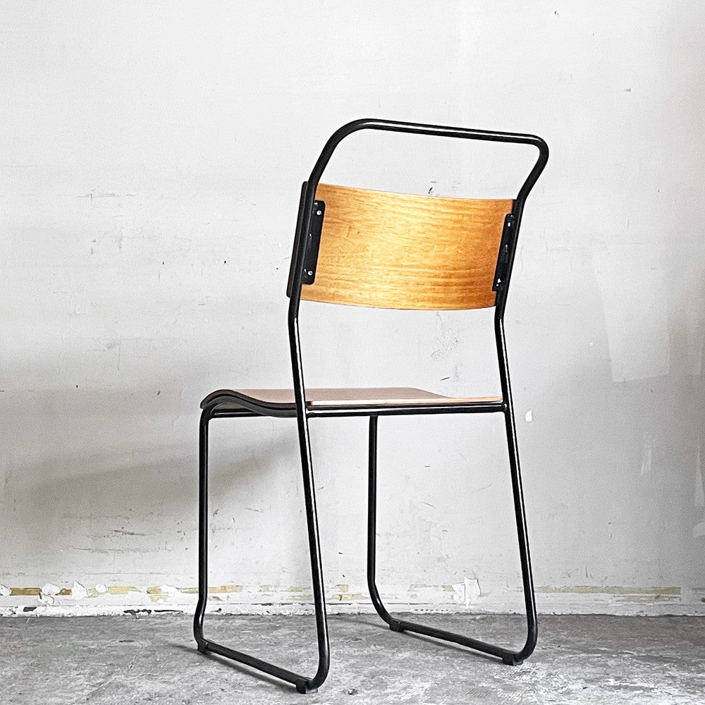 クラッシュゲート CRASH GATE ノットアンティークス Knot antiques ブルーノチェア RP6 BLUNO CHAIR スタッキングチェア プライウッド スチールレッグ ブラック 関家具 A ■