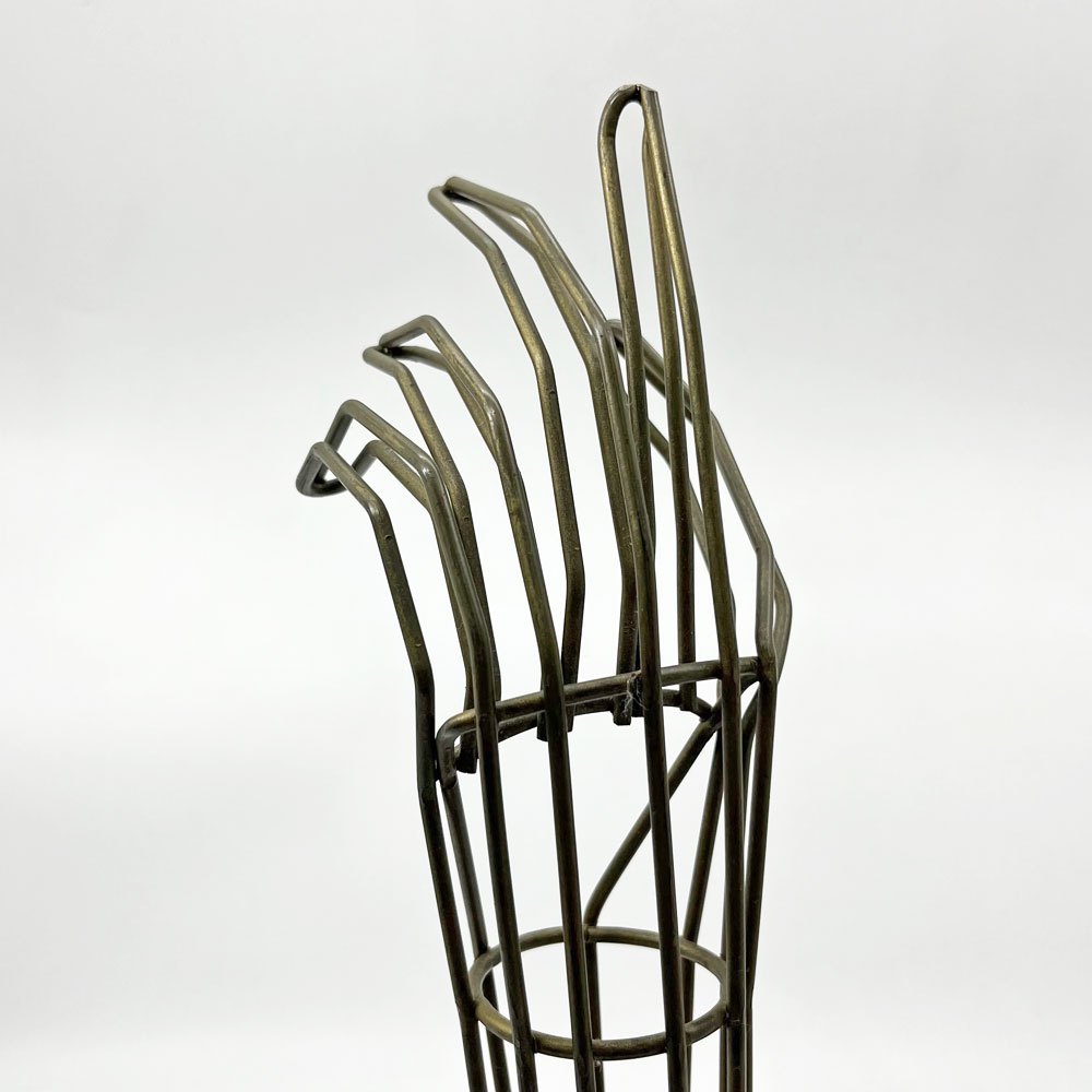 セブンコンチネンツ SEVEN CONTINENTS ENTERPRISES INC. ハンドトルソー ワイヤー オブジェ 店舗什器 カナダ B ●