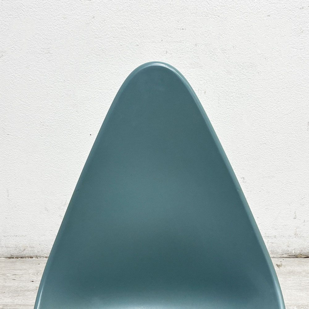 フリッツハンセン Fritz Hansen ドロップチェア Drop Chair ストームブルー アルネ・ヤコブセン 北欧 デンマーク ●