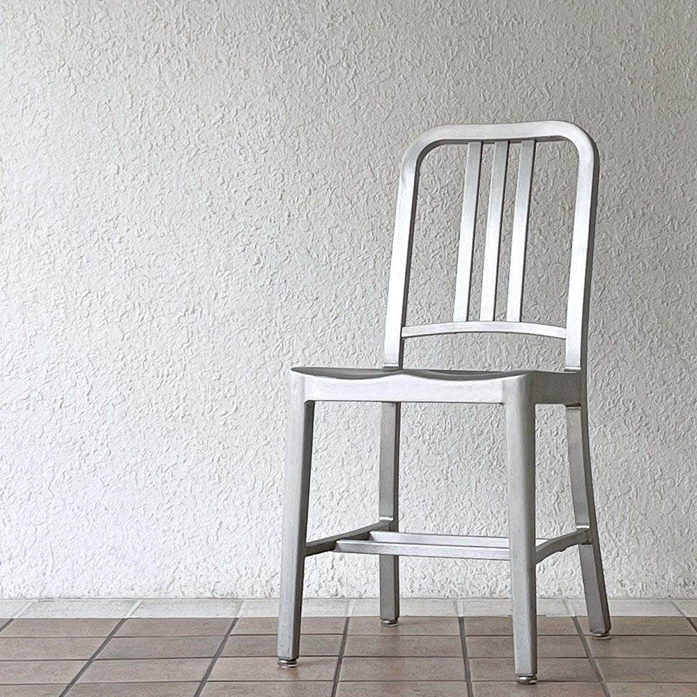 エメコ emeco ネイビー NAVY チェア No.1006 ダイニングチェア ブラッシュドアルミ インダストリアル ミッドセンチュリーデザイン 定価159,500円 ◇