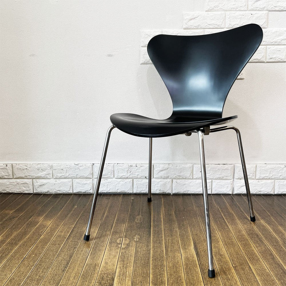 フリッツハンセン Fritz Hansen セブンチェア ダイニングチェア ブラック ラッカー再塗装 アルネ・ヤコブセン デンマーク スタッキングチェア 北欧家具 現状品 ◎