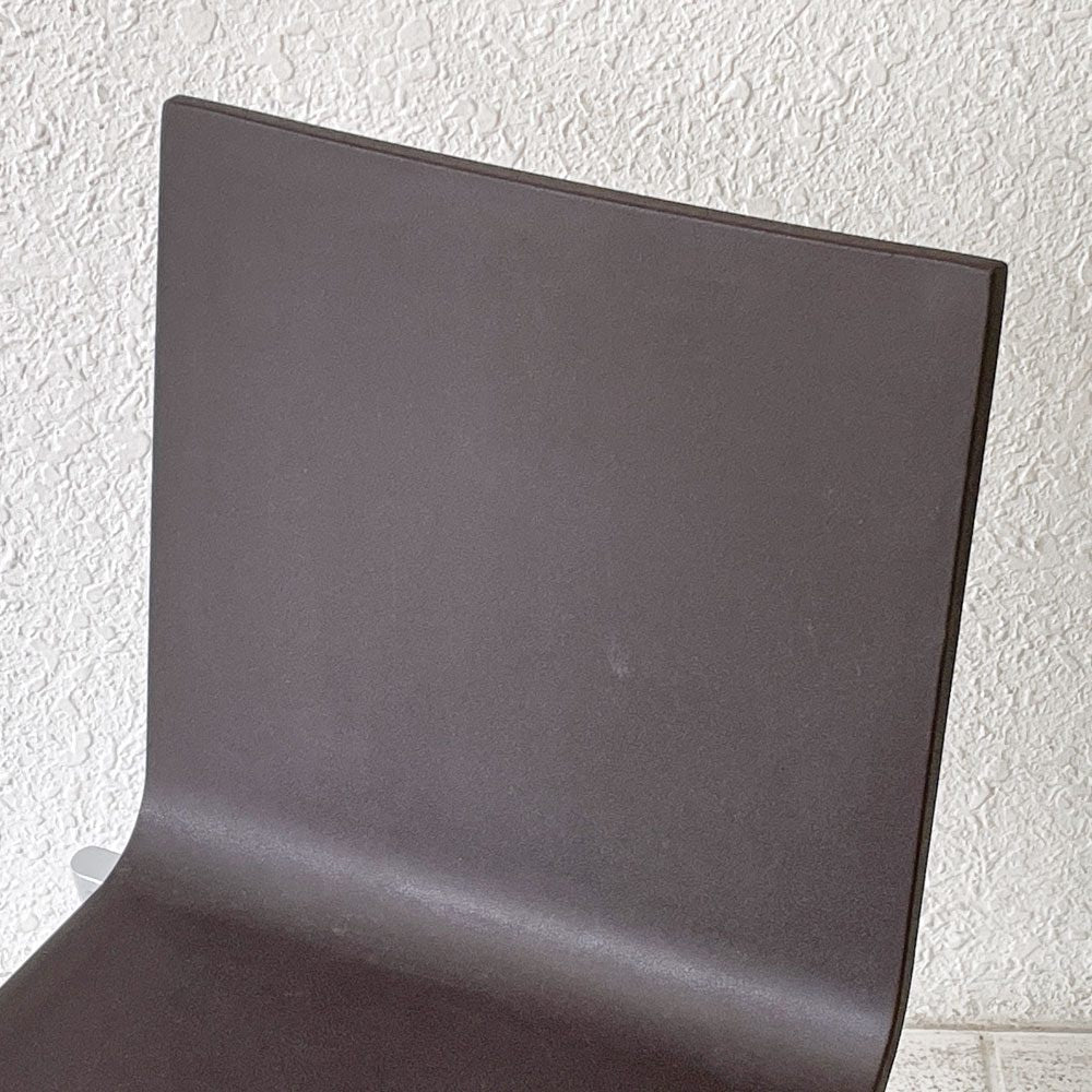 ヴィトラ vitra. ゼロスリー .03 ダイニングチェア スタッキングチェア ブラウン マールテン・ヴァン・セーヴェレン Maarten Van Severen B ◇