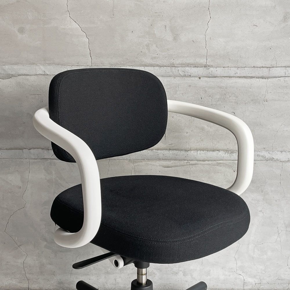 ヴィトラ vitra オールスター Allstar オフィスチェア デスクチェア ホワイト × ブラック コンスタンチン・グルチッチ 参考定価￥163,900-  ♪
