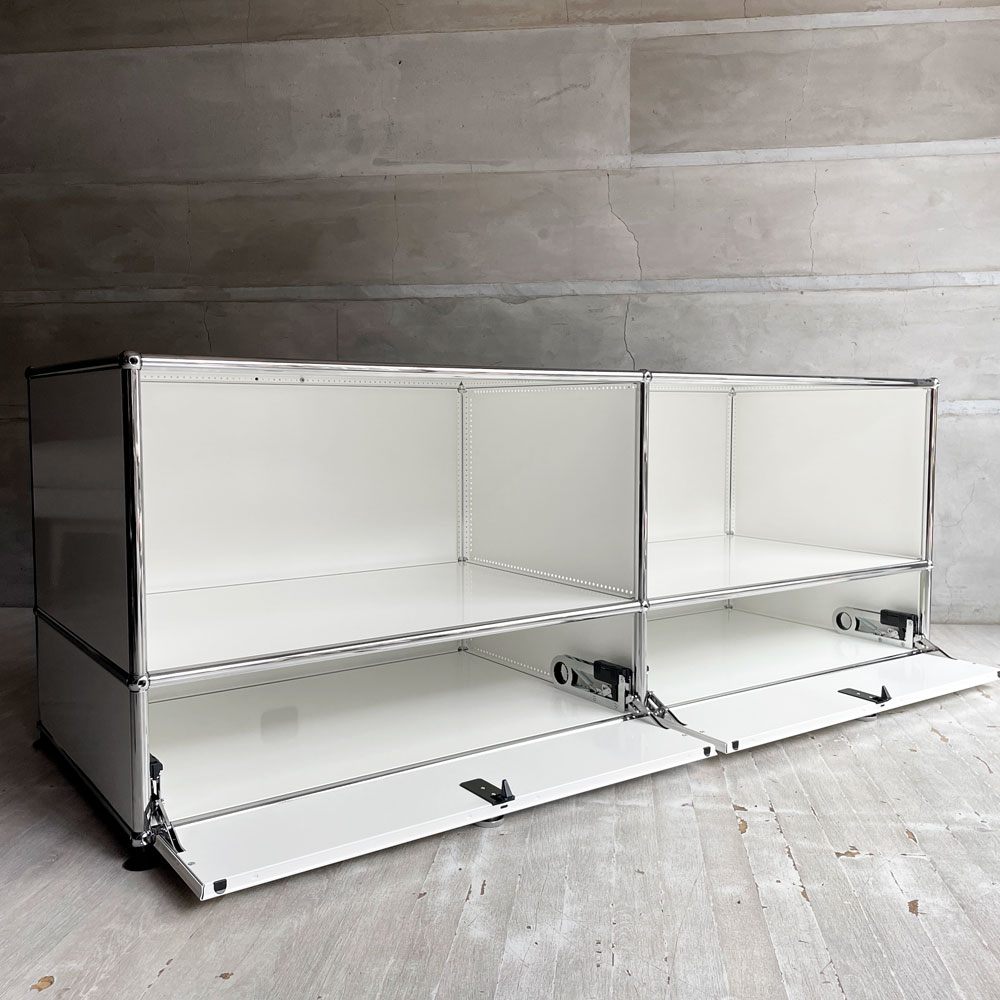 ユーエスエムハラー USMハラー USM Haller モジュラーファニチャー キャビネット シェルフ 2列2段 ドロップダウンドア ピュアホワイト ソフトクローズ機能 スイス 定価￥264,836-♪