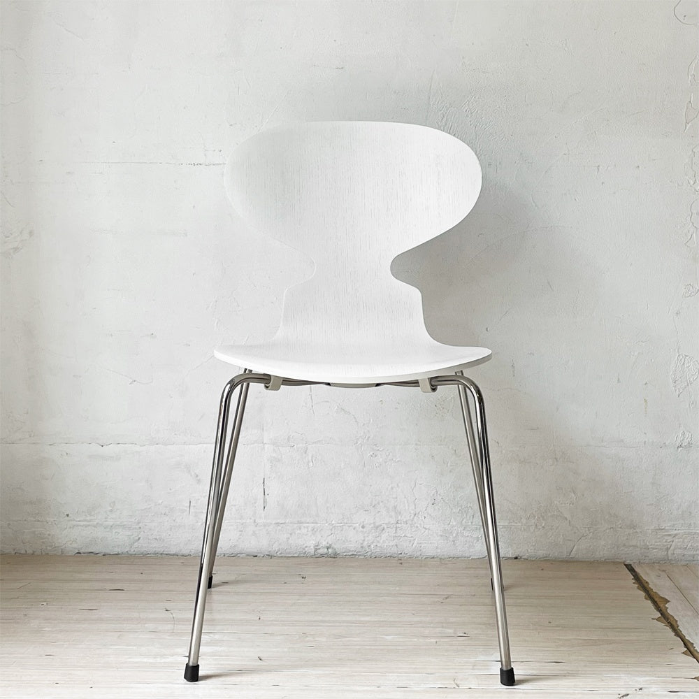 フリッツハンセン Fritz Hansen アントチェア アリンコチェア 4本脚 カラードアッシュ ホワイト アルネ・ヤコブセン デンマーク 北欧家具 ★