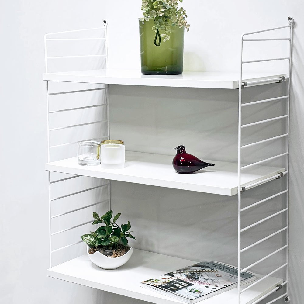 ストリングファニチャー String Furniture ストリングシステム シェルフ 棚板3枚 ウォールパネル ホワイト 壁付け棚 収納 スウェーデン ●