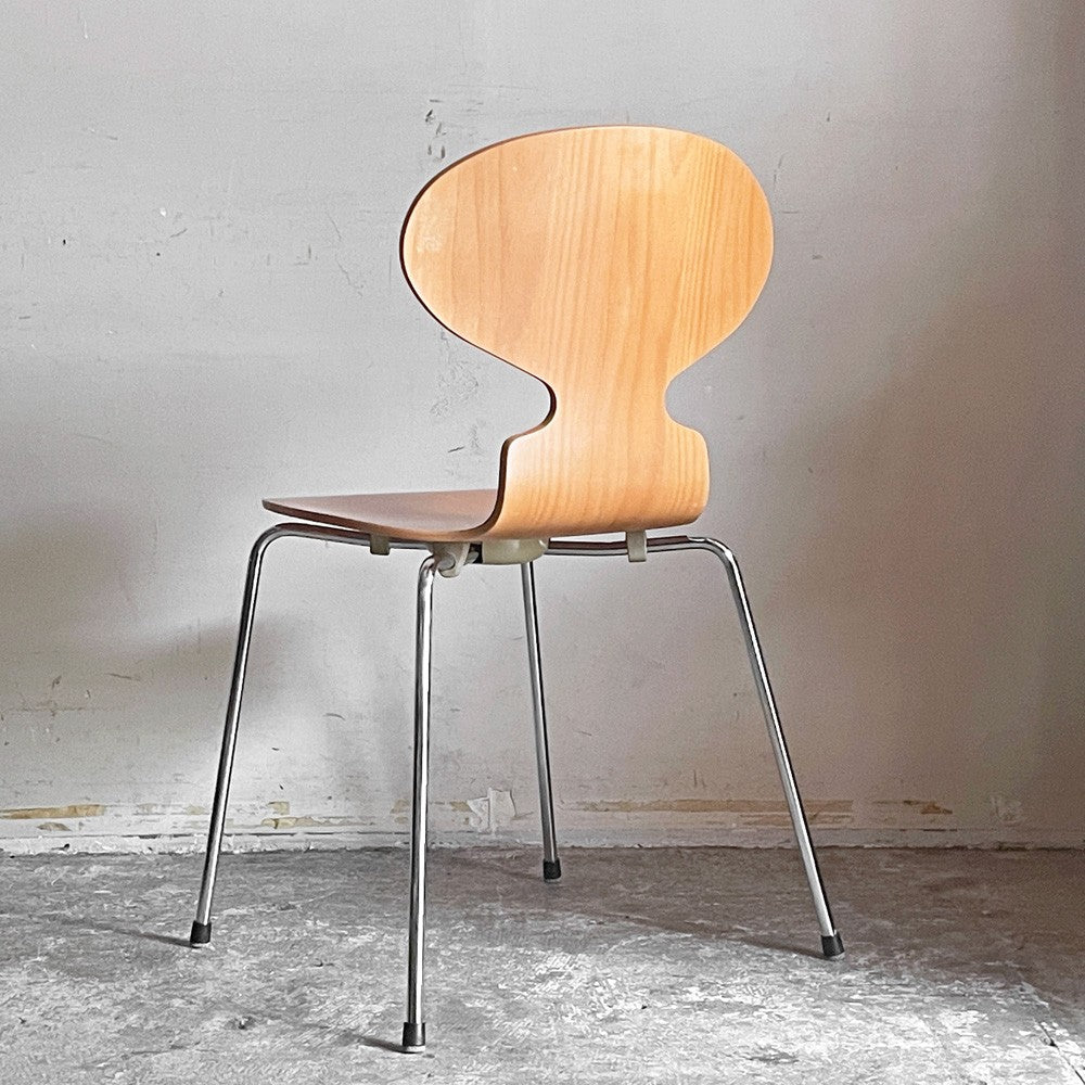 フリッツハンセン Fritz Hansen 3101 アリンコチェア アントチェア 4本脚 ナチュラルビーチ ラッカー仕上げ フェルトグライズ アルネ・ヤコブセン A ■