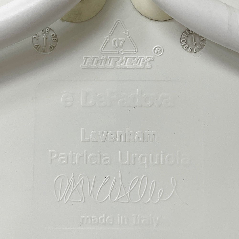 デパドヴァ De Padova ラベンハム LAVENHAM スタッキングチェア ホワイト パトリシア・ウルキオラ B ●