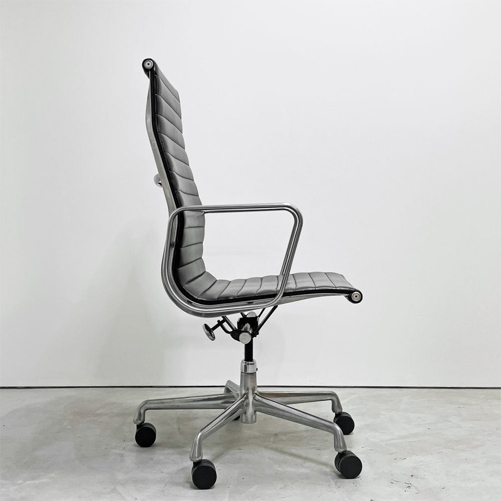 ハーマンミラー Herman Miller アルミナムグループ エグゼクティブチェア ハイバック レザーシート 本革 ブラック 5本脚 C&Rイームズ ミッドセンチュリー ●
