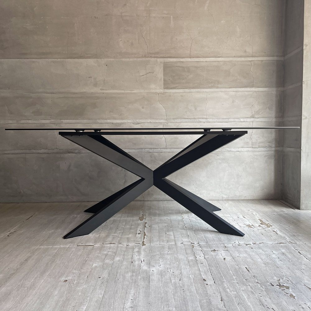 かねたや グラン GLAN ダイニングテーブル セラミック天板 ガラス スチール クロス脚  モダンデザイン 廃番 ♪