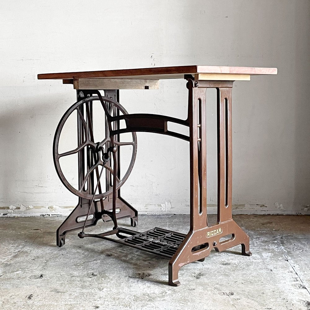 ビンテージ リッカー RICCAR ミシン脚テーブル デスク 作業台 無垢集成材天板 リメイク家具 ジャパンビンテージ ■