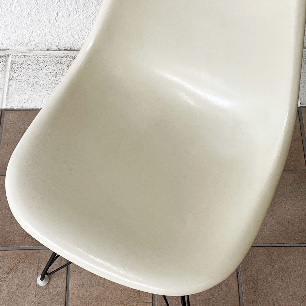 ハーマンミラー Herman Miller サイドシェルチェア セカンド 2nd ビンテージ FRP製 パーチメント エッフェルベース C&R イームズ ミッドセンチュリー ◇