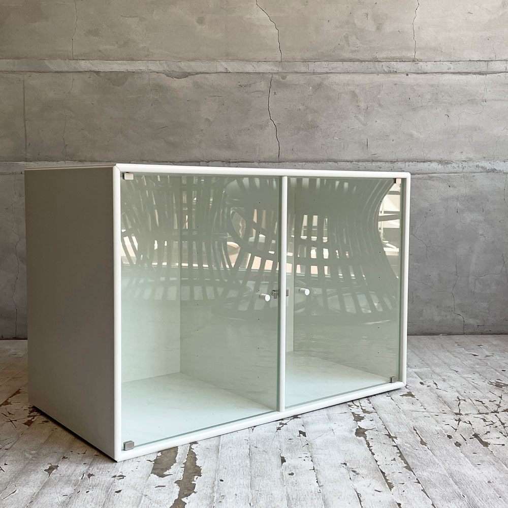 モンタナ MONTANA システムシェルフユニット SYSTEM SHELF UNIT キャビネット ガラス扉 ホワイト デンマーク ♪