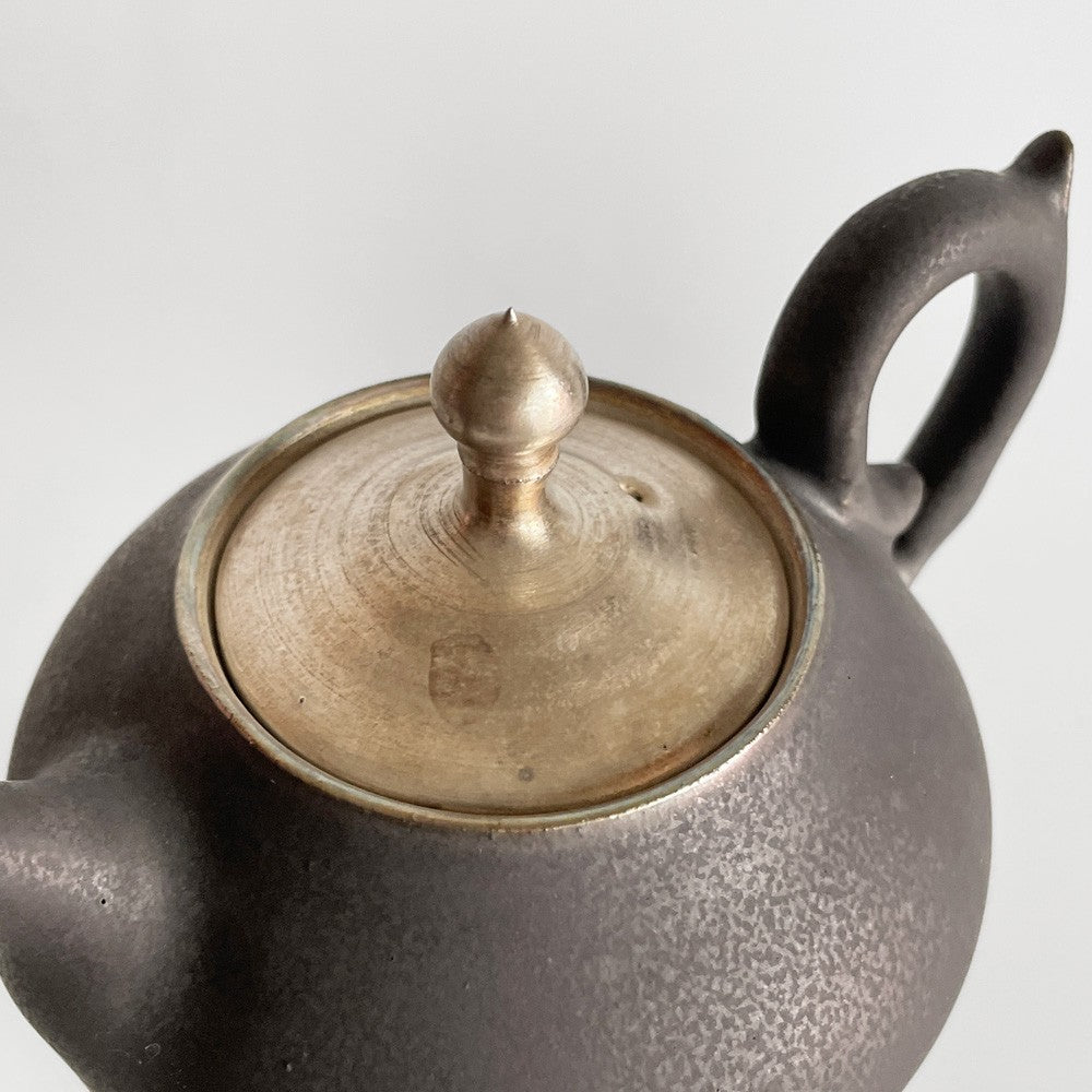 木下和美 ティーポット 黒釉 金彩 磁器 12cm 現代作家 ■