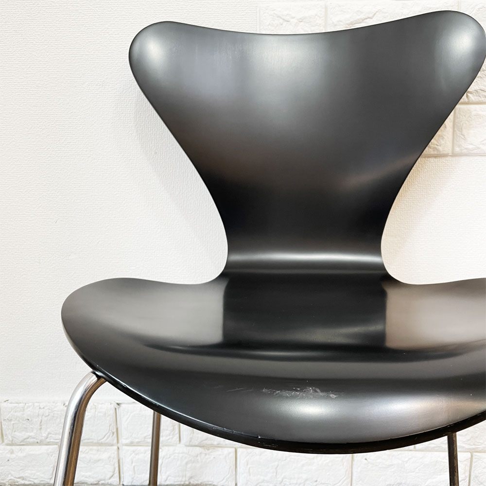 フリッツハンセン Fritz Hansen セブンチェア ダイニングチェア ブラック ラッカー再塗装 アルネ・ヤコブセン デンマーク スタッキングチェア 北欧家具 現状品 ◎