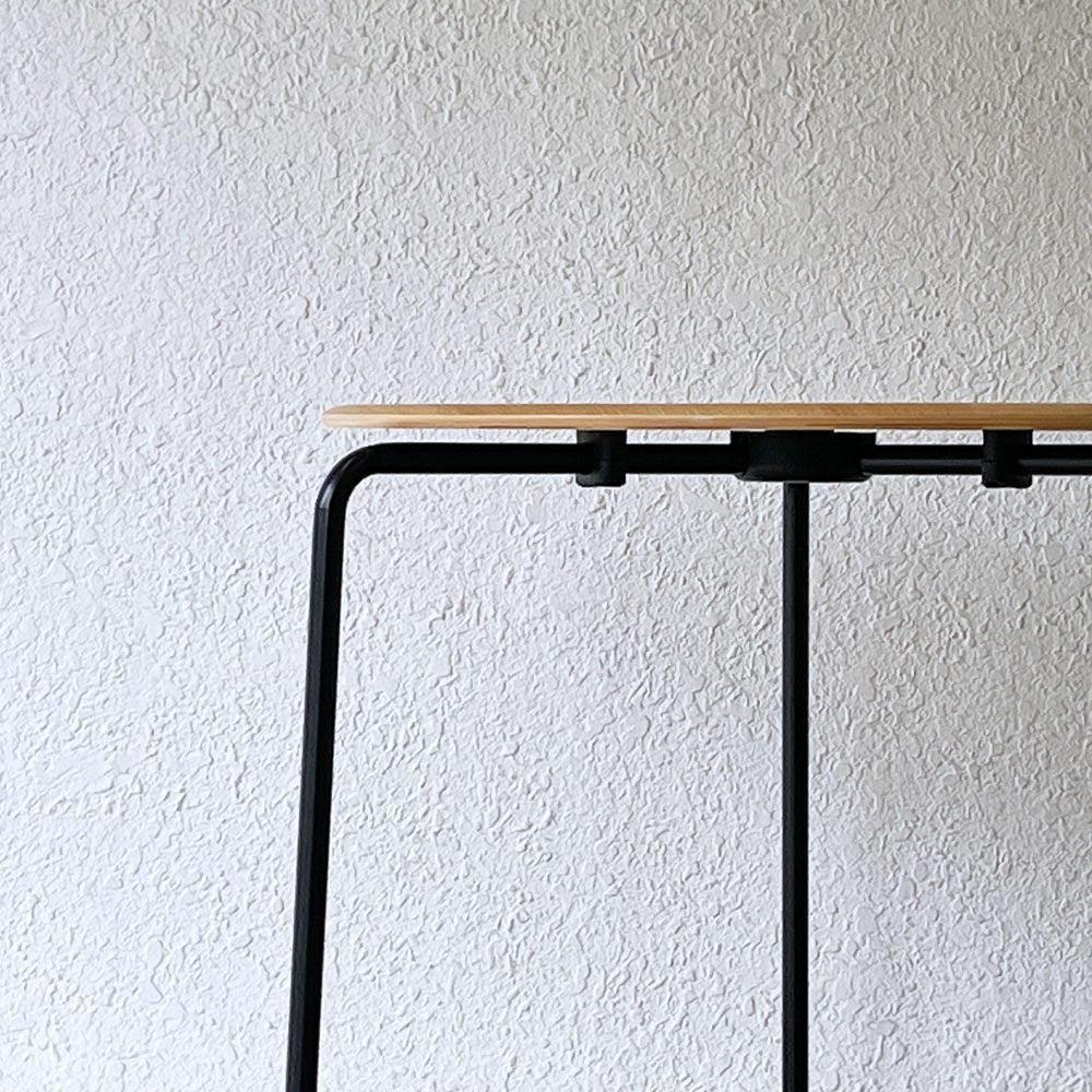 エンゲルブレヒト Engelbrechts ケヴィ KEVI 2010 ダイニングテーブル オーク材 プライウッド カフェテーブル 70cm 3本脚 ヨルゲン・ラスムッセン デンマーク 未使用品 ◇
