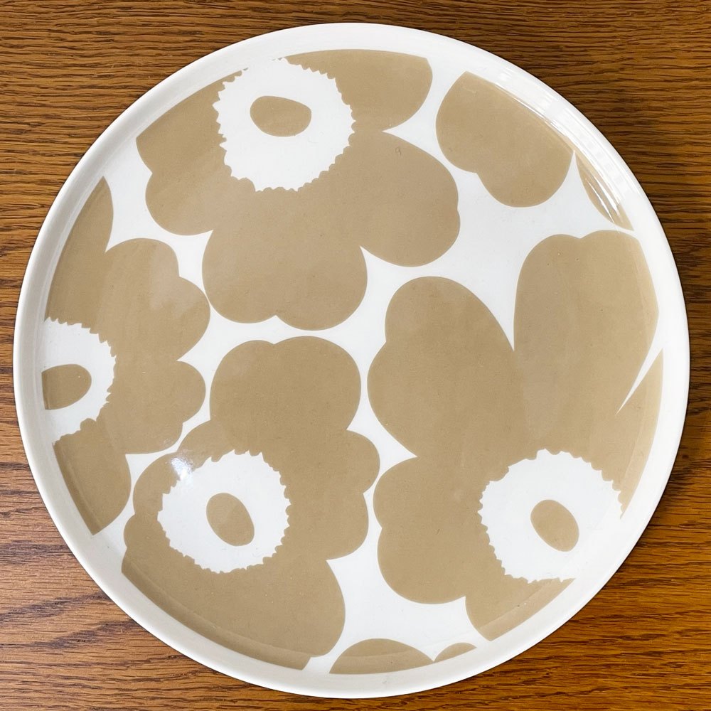 マリメッコ marimekko ウニッコ UNIKKO ラウンドプレート Φ20cm ベージュ マイヤ・イソラ Maija Isola フィンランド 北欧食器 ★