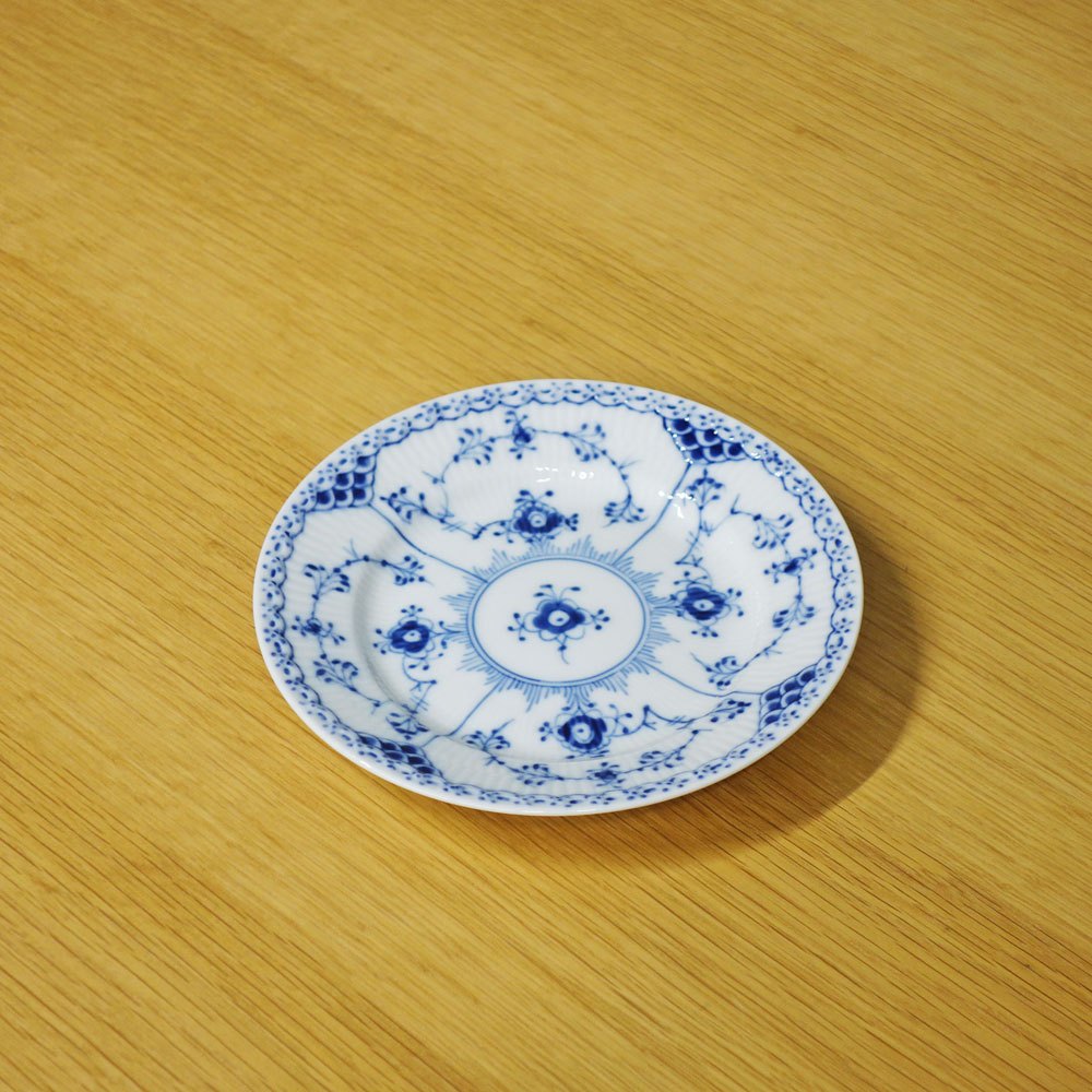 ロイヤルコペンハーゲン ROYAL COPENHAGEN ブルーフルーテッド ハーフレース プレート 15cm 北欧食器 Ａ ◎
