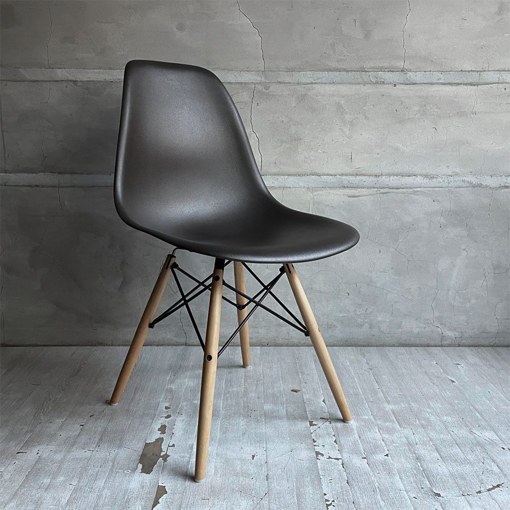 ハーマンミラー HermanMiller サイドシェルチェア ドゥエルレッグ DSW ジャバ JAVA ダークブラウン ポリプロピレン製 イームズ ミッドセンチュリー ♪