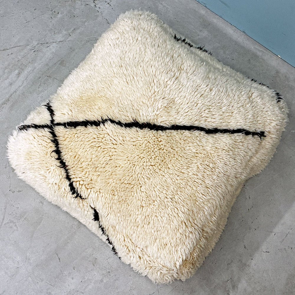 ベニワレン プフ POUF モロッコインテリア 天然ウール100% 手織り ハンドメイド オットマン クッション ◎