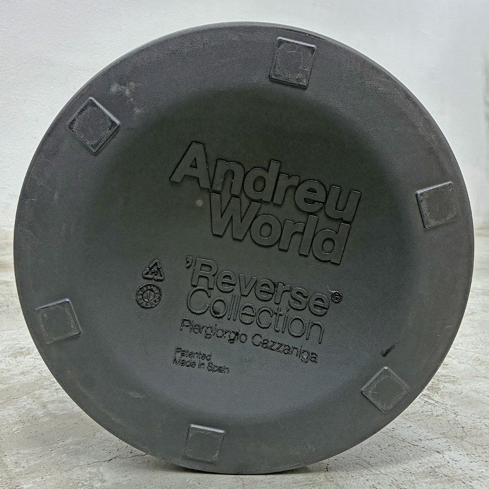 アンドリューワールド Andreu World リバーステーブル REVERSE カフェテーブル カウンターテーブル ハイテーブル ラミネート天板 ブラックベース ラウンド Φ60cm モダンデザイン 〓