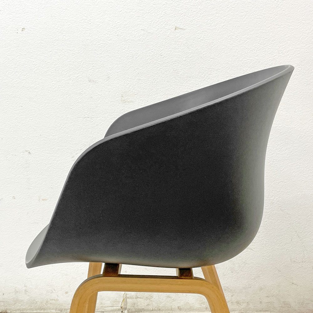 ヘイ HAY アバウト ア チェア ABOUT A CHAIR AAC22 アームチェア ダイニングチェア 木製脚 ブラック B●