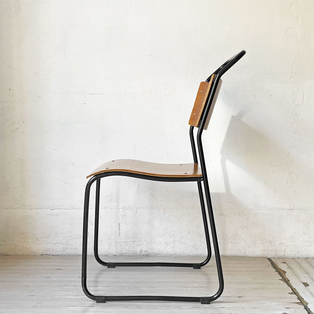 クラッシュゲート CRASH GATE ノットアンティークス Knot antiques ブルーノチェア RP6 BLUNO CHAIR スタッキングチェア プライウッド スチールレッグ ブラック 関家具 A ★