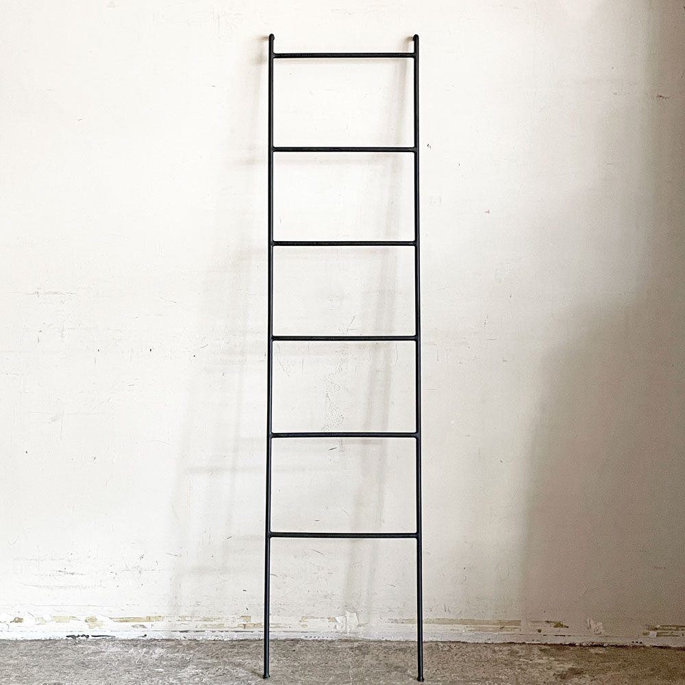 イデー IDEE アイアン ラダー IRON LADDER ハンガーラック ウォールラック ブラック 立て掛け ■